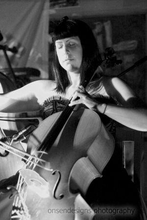 Proof-Johnny_Hollow-2010-06-06-22-27-31