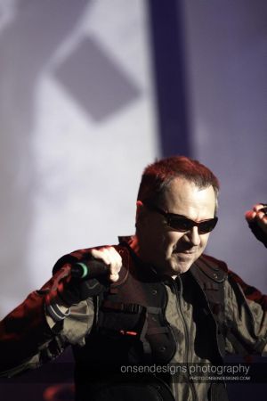 Front242-Kinetik4-005
