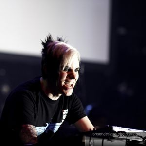 Squarehead-Kinetik4-001